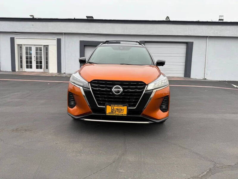 2021 Nissan Kicks SR