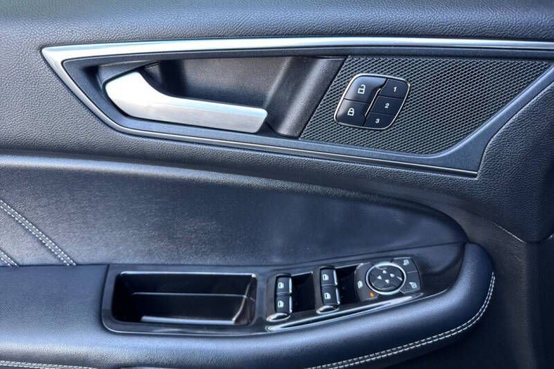 2018 Ford Edge Sport