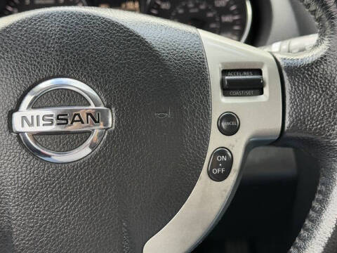 2013 Nissan Rogue SV w/SL Package