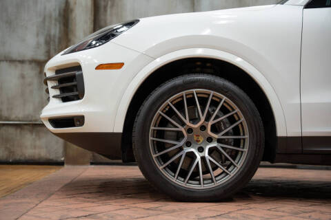 2022 Porsche Cayenne Platinum Edition