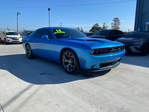 2015 Dodge Challenger SXT Plus