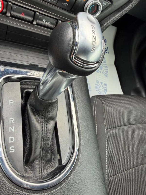 2016 Ford Mustang V6