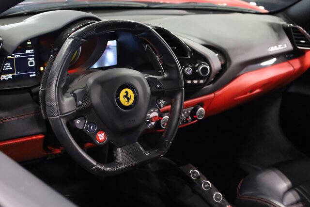 2016 Ferrari 488 GTB