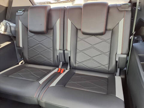 2025 Volkswagen Atlas Peak Edition 4Motion