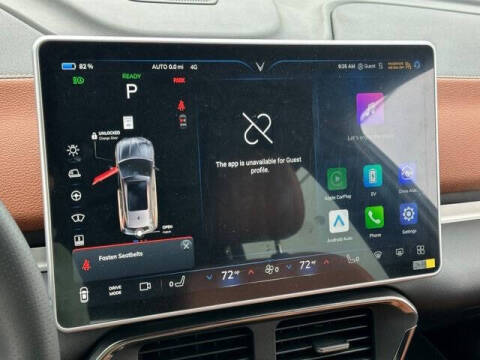 2025 VinFast VF8 Plus