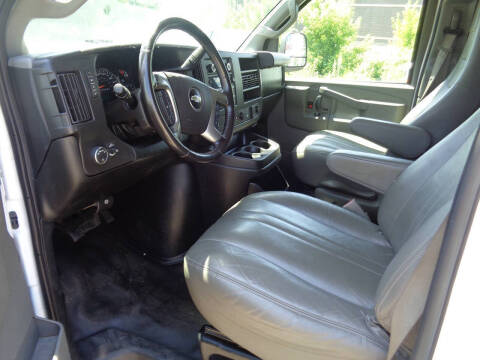 2017 Chevrolet Express 3500