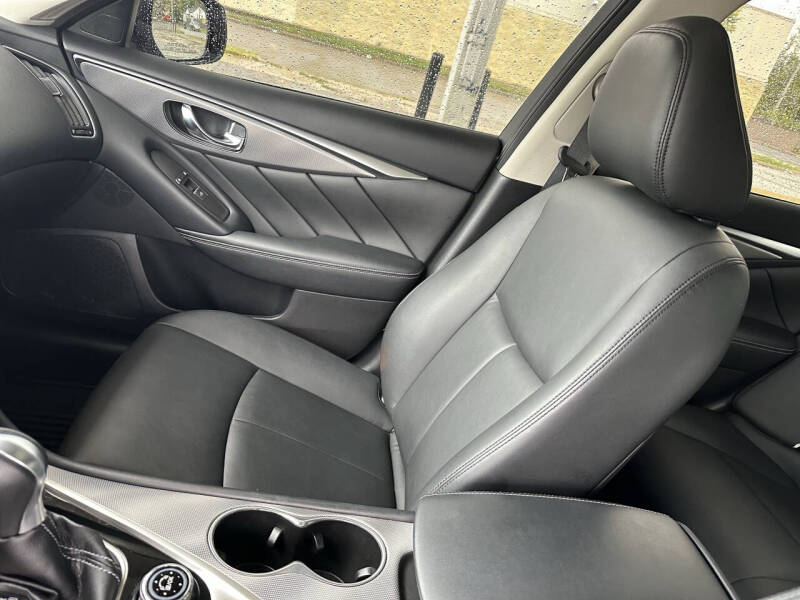 2016 Infiniti Q50 3.0T Premium