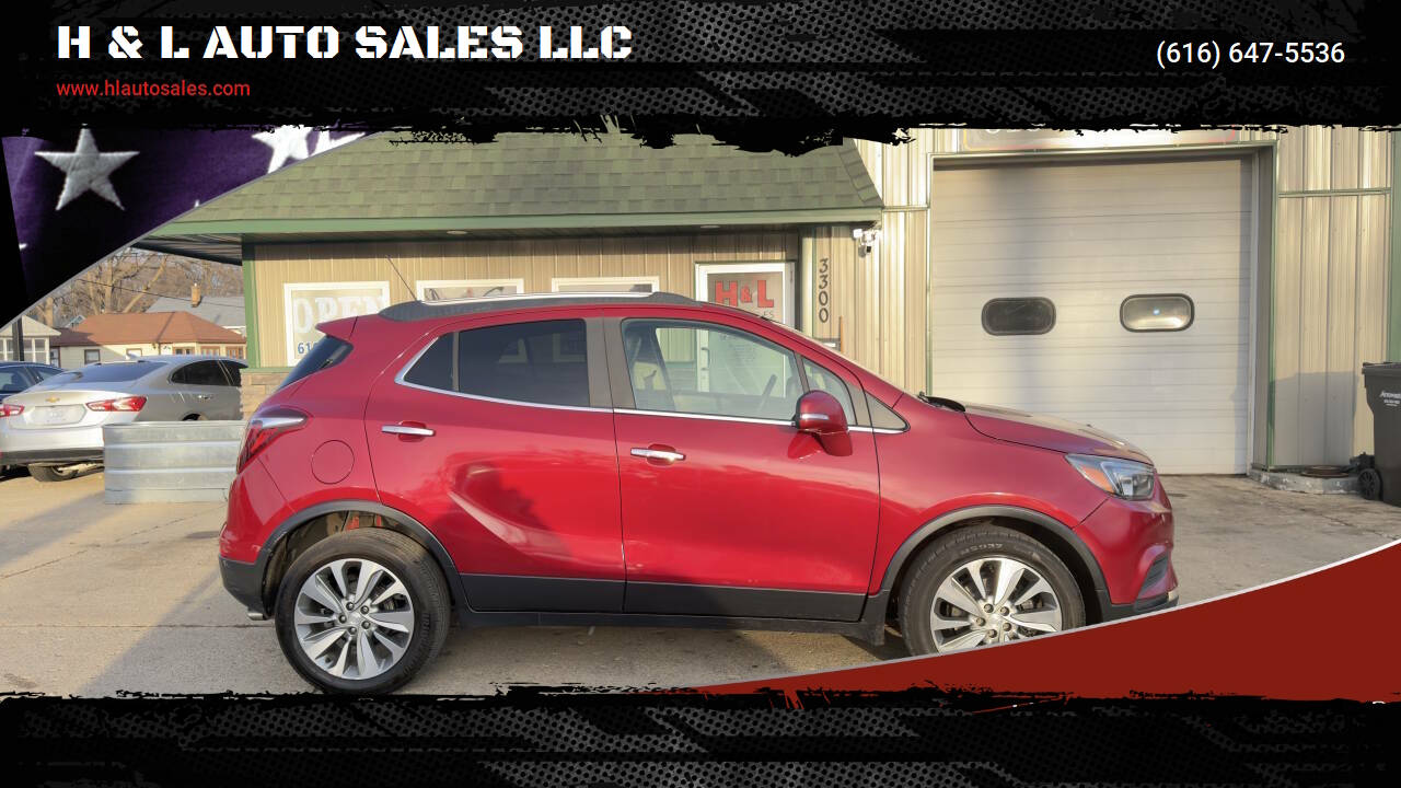 Red 2017 Buick Encore Preferred Preferred 4dr Crossover 2