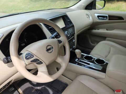 2015 Nissan Pathfinder SL
