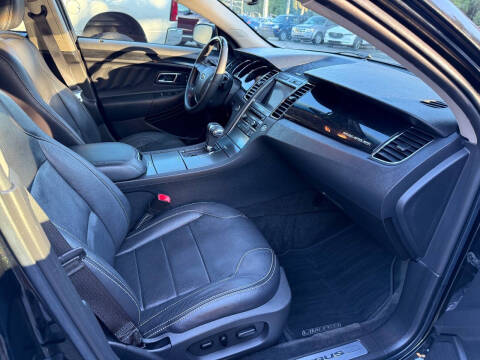 2011 Ford Taurus Limited