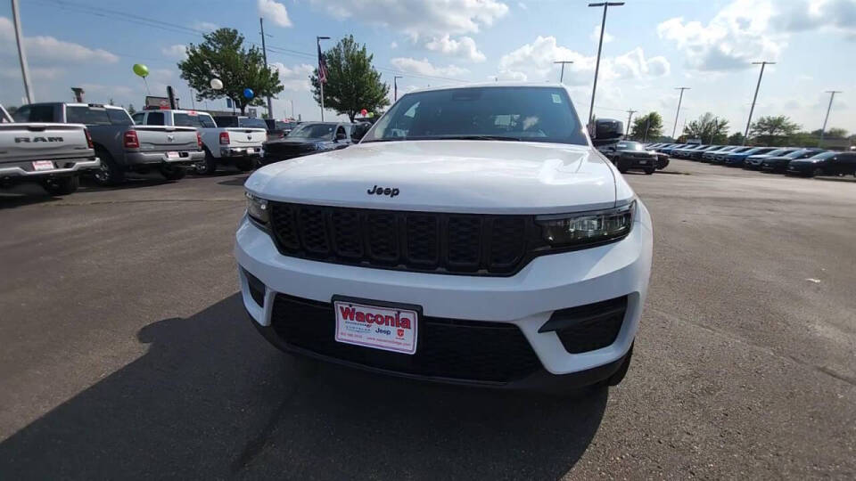 2024 Jeep Grand Cherokee for sale at Victoria Auto Sales in Victoria, MN