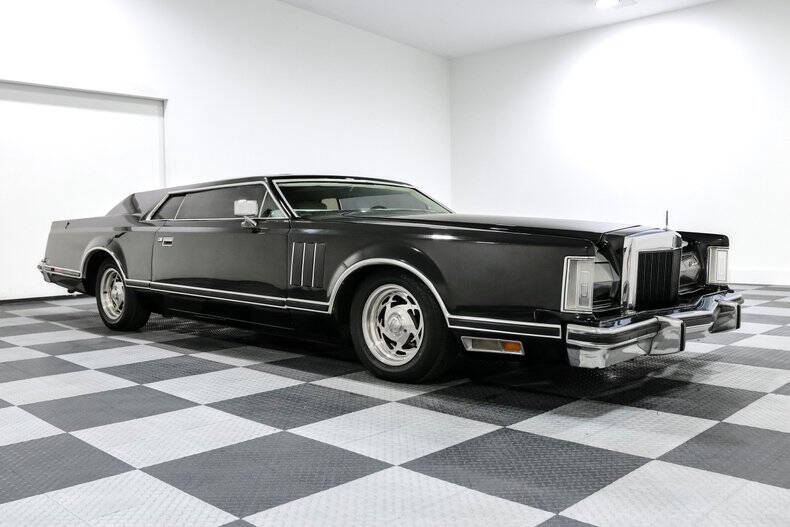 1977 Lincoln Mark V