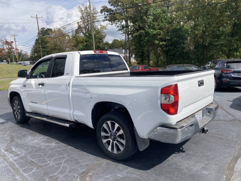 2014 Toyota Tundra SR5