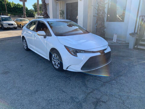 2020 Toyota Corolla for sale at In-House Auto Finance in Hawthorne CA