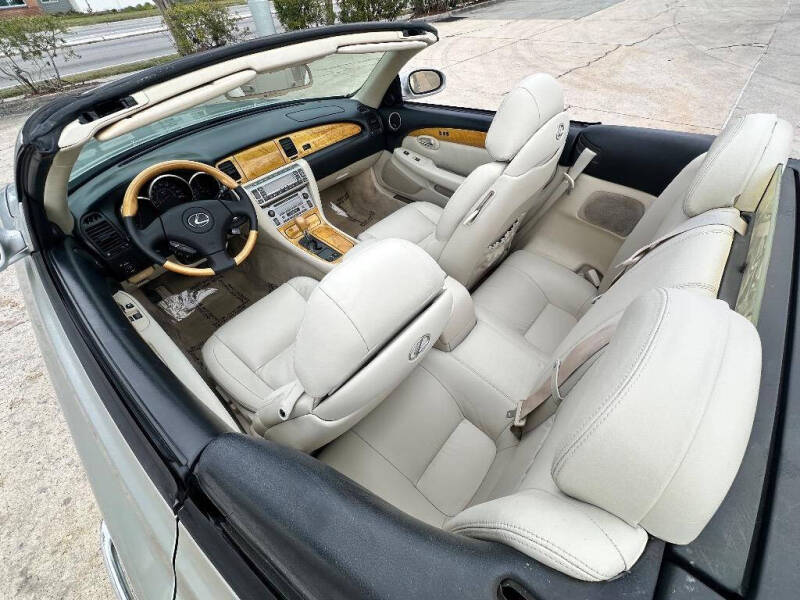 2003 Lexus SC 430