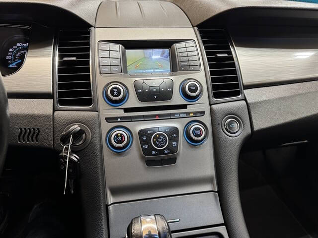 2019 Ford Taurus SEL