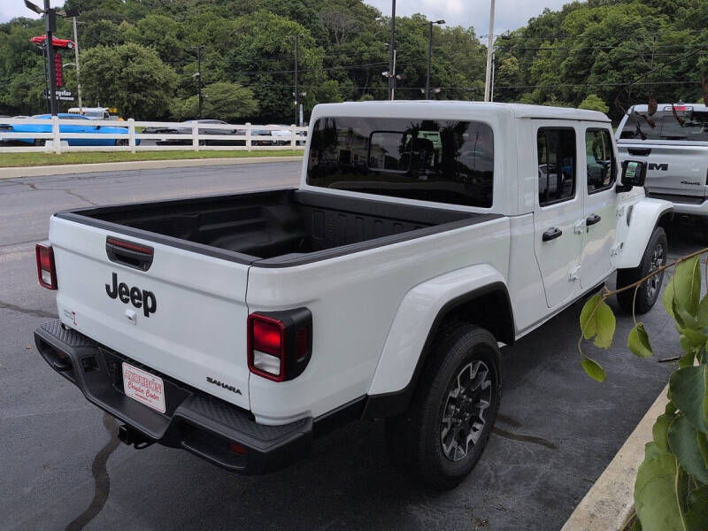 2026 Jeep Gladiator Sahara