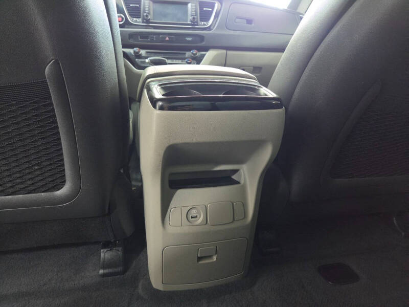 2017 Kia Sedona EX