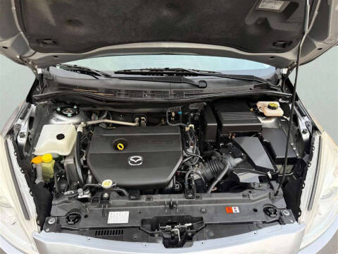 2015 Mazda MAZDA5 Sport