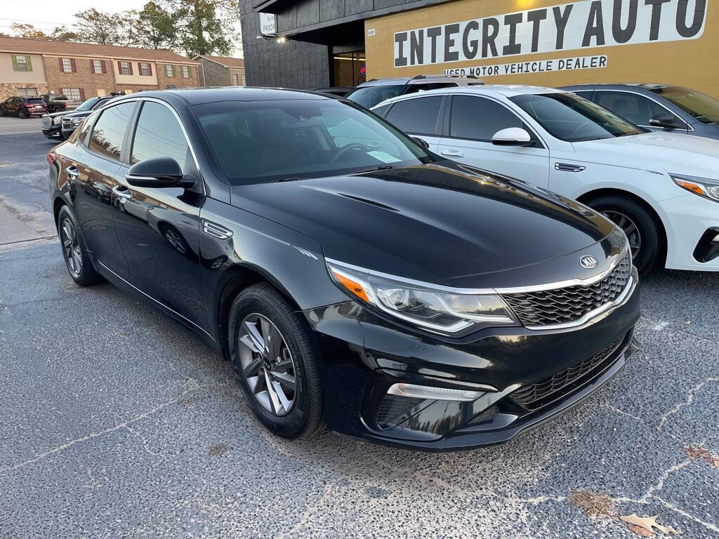 2020 Kia Optima for sale at INTEGRITY AUTO in Dothan, AL