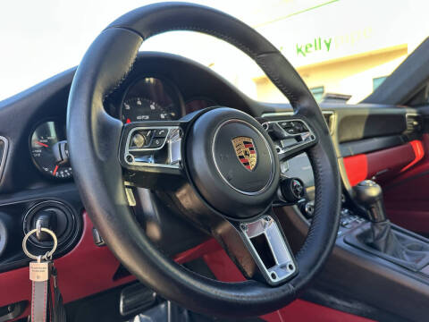 2017 Porsche 911 Carrera GTS