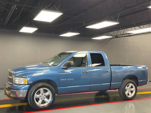 2005 Dodge Ram 1500 for sale at AutoNet of Dallas in Dallas TX