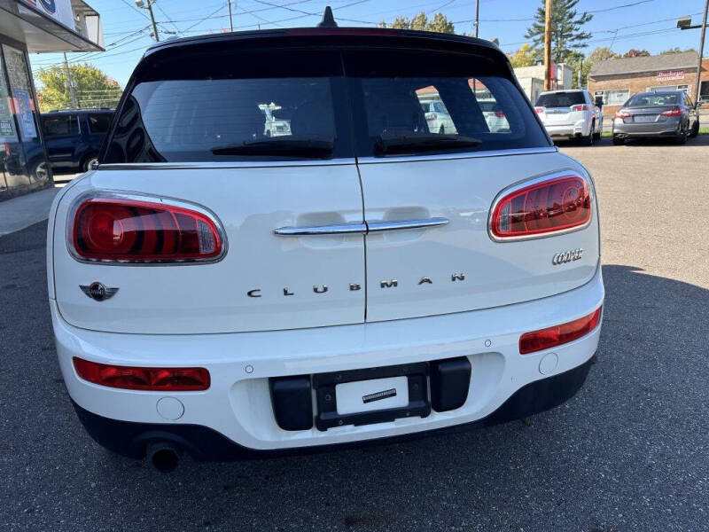 2016 MINI Clubman null photo 6