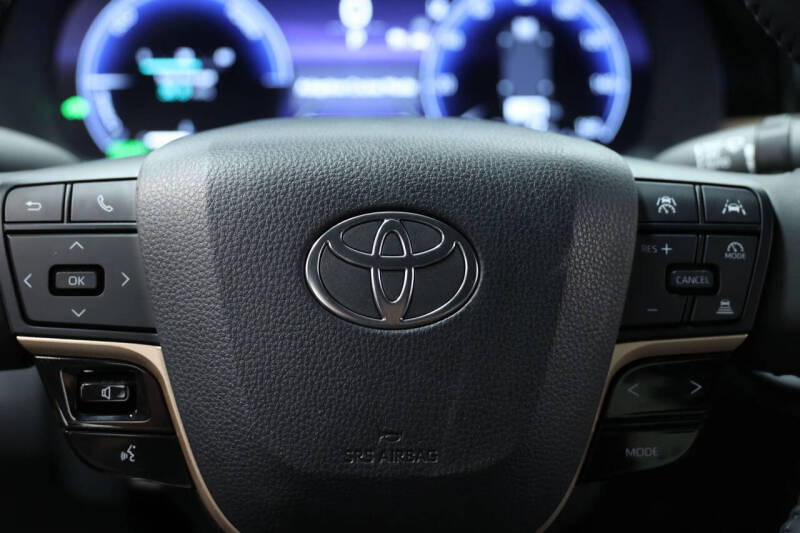 2023 Toyota Crown Limited