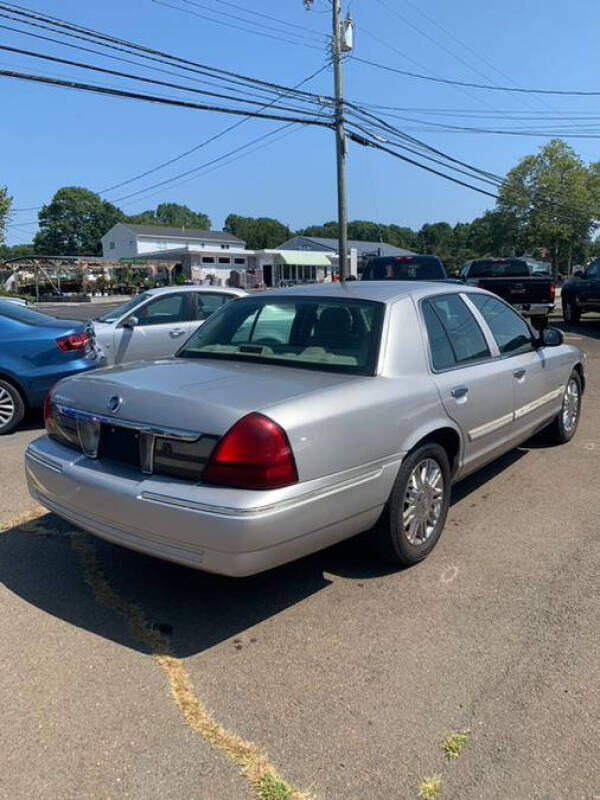 2010 Mercury Grand Marquis LS