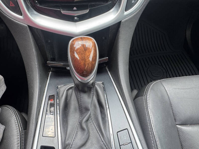 2016 Cadillac SRX Performance Collection
