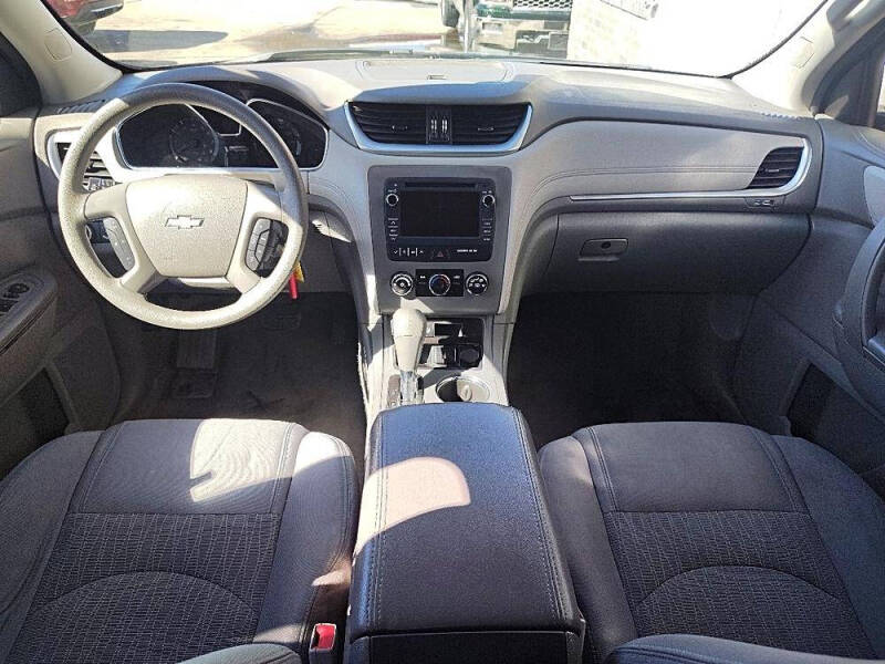 2016 Chevrolet Traverse LS