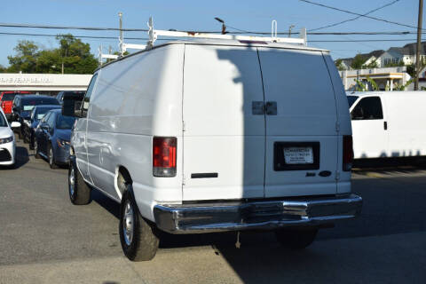 2010 Ford E-Series E-250