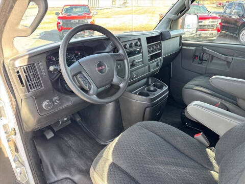 2024 GMC Savana 2500