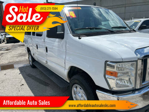 2014 Ford E-Series E-350 SD XLT