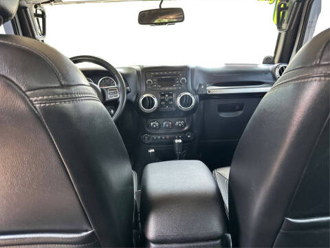 2013 Jeep Wrangler Unlimited Sahara