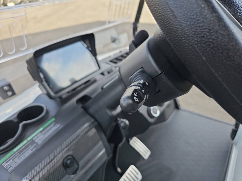 2025 Evolution Maverick 2 + 2