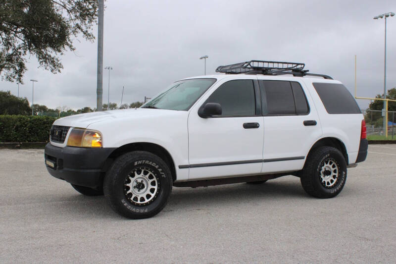 2004 Ford Explorer XLS