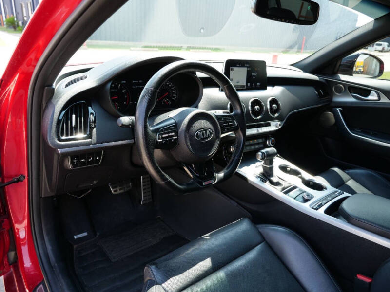 2020 Kia Stinger GT1