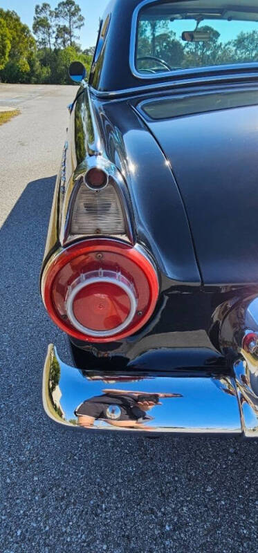 1955 Ford Thunderbird