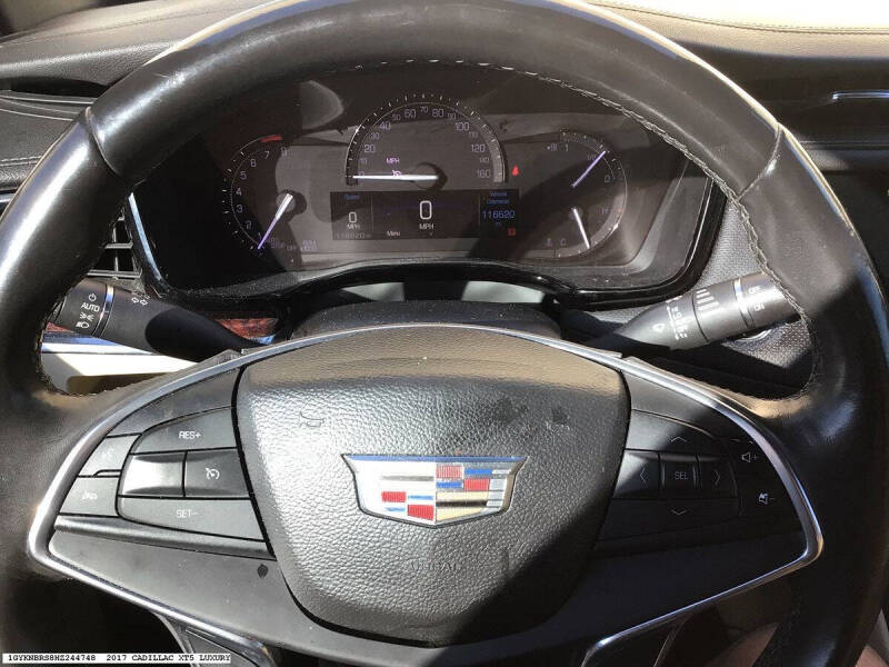 2017 Cadillac XT5 Luxury