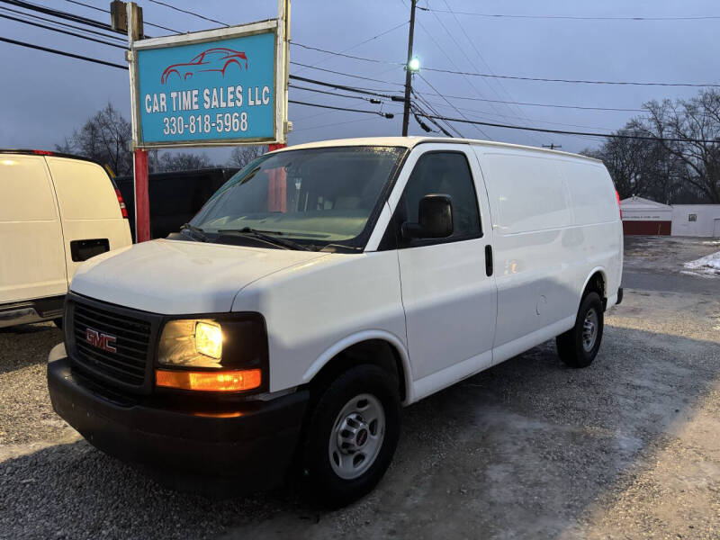 2017 GMC Savana Cargo Work Van's photo