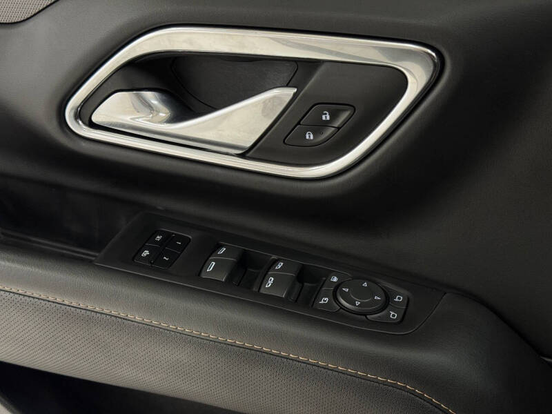 2023 GMC Yukon XL AT4