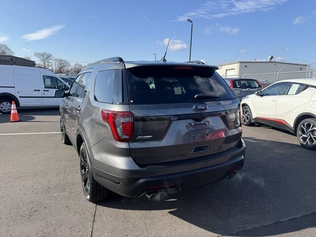 2019 Ford Explorer Sport