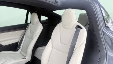 2023 Tesla Model X Standard Range