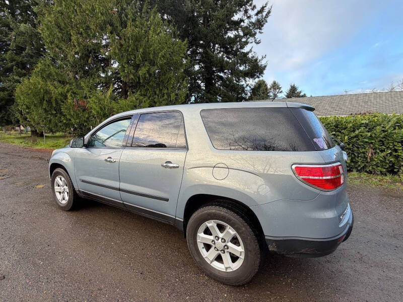 2008 Saturn Outlook XE