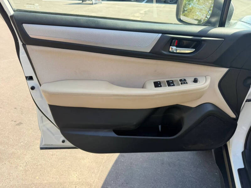 2019 Subaru Outback 2.5i Premium