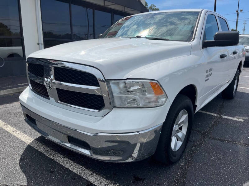 2022 RAM 1500 Classic SLT