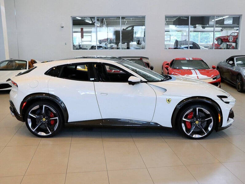 2024 Ferrari Purosangue