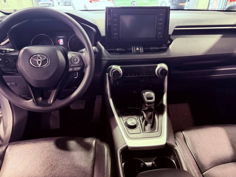 2019 Toyota RAV4 Hybrid LE