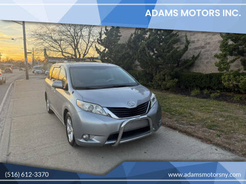 2013 Toyota Sienna LE 7-Passenger Auto Access Seat